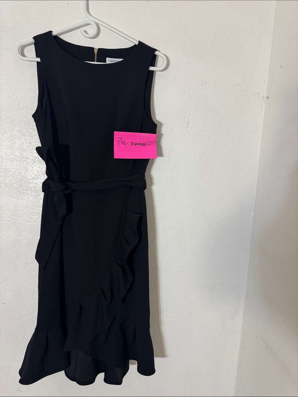Calvin Klein black  sleeveless Dress size 8 pre-owned